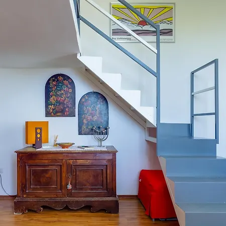 Cozy With View Tatil Evi Napoli